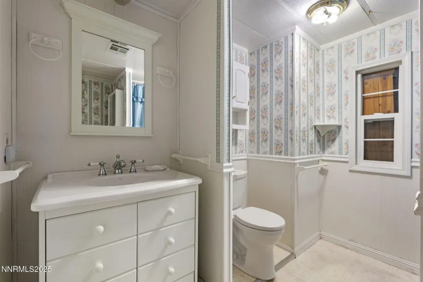 180 Staci, Sun Valley, Nevada 89433, 2 Bedrooms Bedrooms, ,2 BathroomsBathrooms,Residential,Residential,Staci,250057055