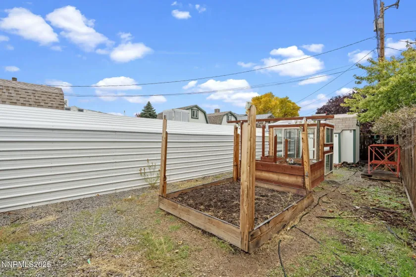 180 Staci, Sun Valley, Nevada 89433, 2 Bedrooms Bedrooms, ,2 BathroomsBathrooms,Residential,Residential,Staci,250057055