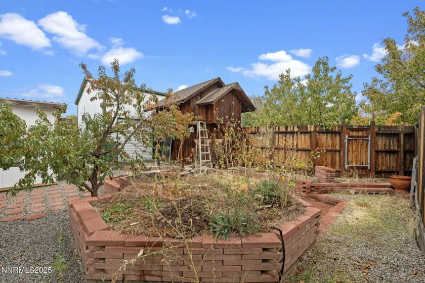 180 Staci, Sun Valley, Nevada 89433, 2 Bedrooms Bedrooms, ,2 BathroomsBathrooms,Residential,Residential,Staci,250057055