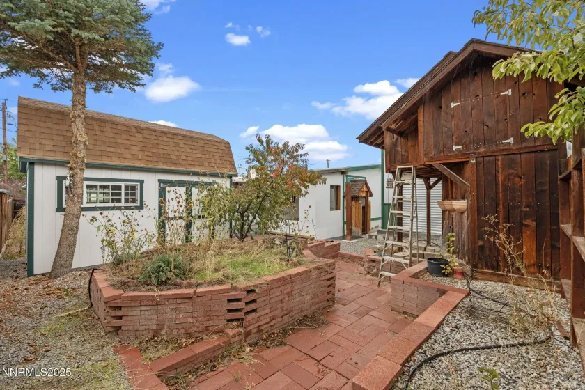 180 Staci, Sun Valley, Nevada 89433, 2 Bedrooms Bedrooms, ,2 BathroomsBathrooms,Residential,Residential,Staci,250057055