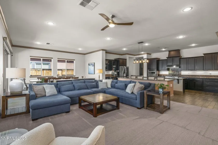9897 Firefoot, Reno, Nevada 89521, 5 Bedrooms Bedrooms, ,5 BathroomsBathrooms,Residential,Residential,Firefoot,250057058