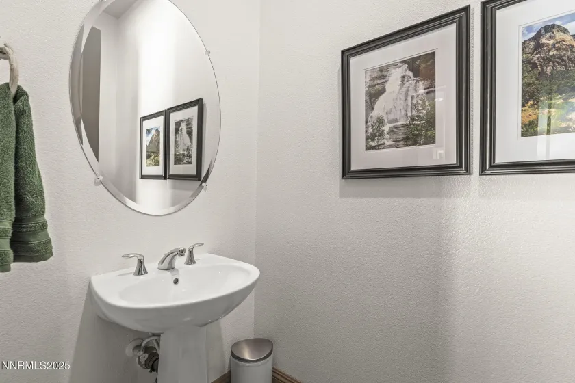 9897 Firefoot, Reno, Nevada 89521, 5 Bedrooms Bedrooms, ,5 BathroomsBathrooms,Residential,Residential,Firefoot,250057058