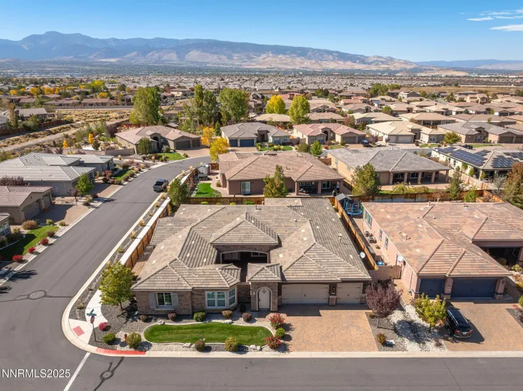 9897 Firefoot, Reno, Nevada 89521, 5 Bedrooms Bedrooms, ,5 BathroomsBathrooms,Residential,Residential,Firefoot,250057058
