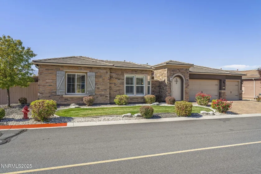 9897 Firefoot, Reno, Nevada 89521, 5 Bedrooms Bedrooms, ,5 BathroomsBathrooms,Residential,Residential,Firefoot,250057058