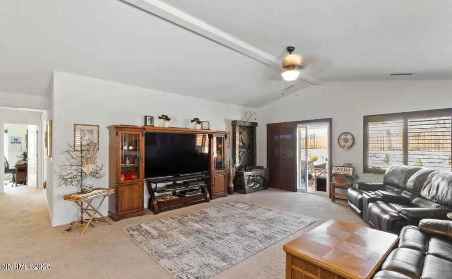 7797 Rhythm, Sparks, Nevada 89436, 4 Bedrooms Bedrooms, ,2 BathroomsBathrooms,Residential Lease,Manufactured,Rhythm,250057061