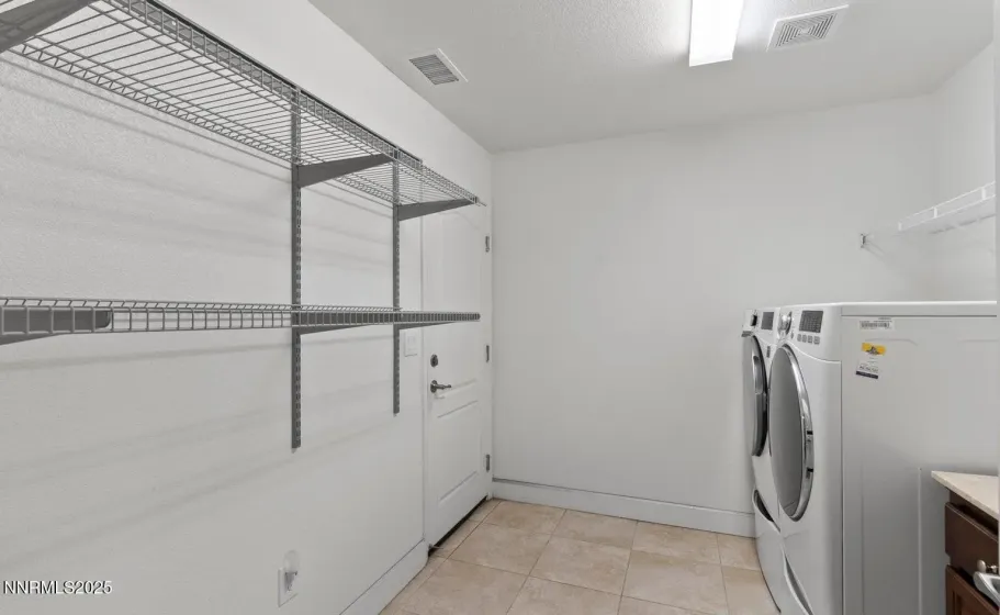 7797 Rhythm, Sparks, Nevada 89436, 4 Bedrooms Bedrooms, ,2 BathroomsBathrooms,Residential Lease,Manufactured,Rhythm,250057061