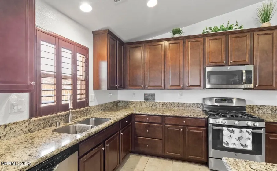7797 Rhythm, Sparks, Nevada 89436, 4 Bedrooms Bedrooms, ,2 BathroomsBathrooms,Residential Lease,Manufactured,Rhythm,250057061