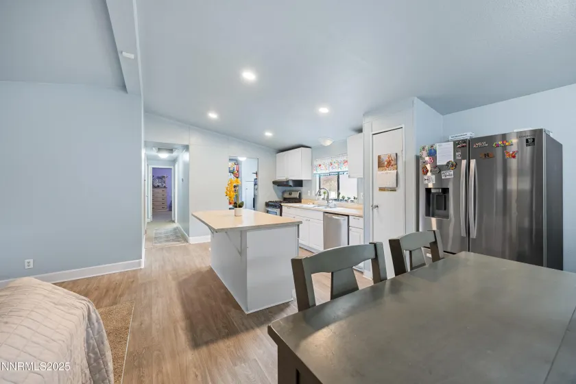 2735 Daffodil, Reno, Nevada 89512, 3 Bedrooms Bedrooms, ,2 BathroomsBathrooms,Residential,Residential,Daffodil,250057065