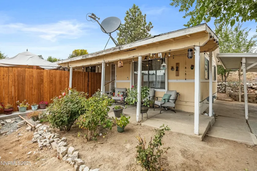 2735 Daffodil, Reno, Nevada 89512, 3 Bedrooms Bedrooms, ,2 BathroomsBathrooms,Residential,Residential,Daffodil,250057065