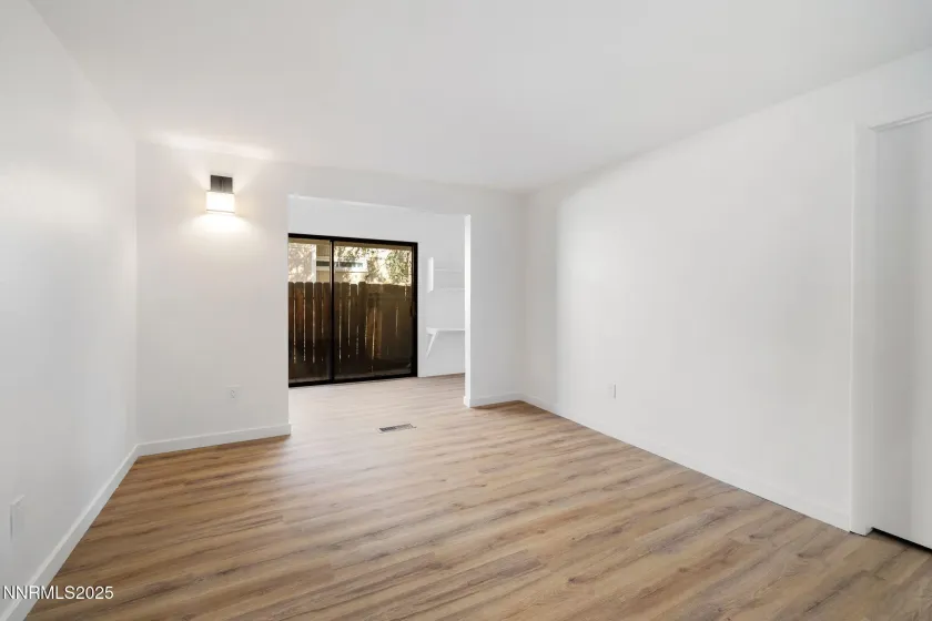 707 Glen Meadow, Sparks, Nevada 89434, 3 Bedrooms Bedrooms, ,2 BathroomsBathrooms,Residential,Residential,Glen Meadow,250057067