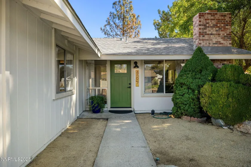707 Glen Meadow, Sparks, Nevada 89434, 3 Bedrooms Bedrooms, ,2 BathroomsBathrooms,Residential,Residential,Glen Meadow,250057067