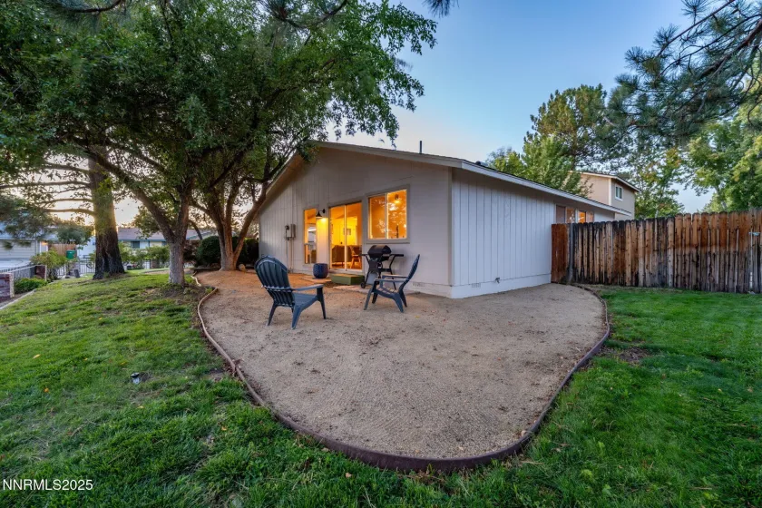 707 Glen Meadow, Sparks, Nevada 89434, 3 Bedrooms Bedrooms, ,2 BathroomsBathrooms,Residential,Residential,Glen Meadow,250057067