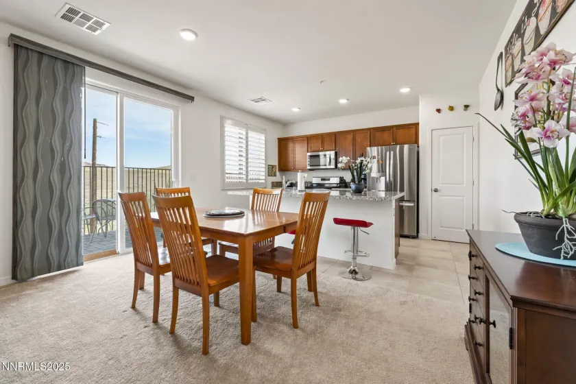 4928 Black Falcon, Sun Valley, Nevada 89433, 3 Bedrooms Bedrooms, ,3 BathroomsBathrooms,Residential,Residential,Black Falcon,250057071