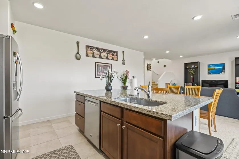 4928 Black Falcon, Sun Valley, Nevada 89433, 3 Bedrooms Bedrooms, ,3 BathroomsBathrooms,Residential,Residential,Black Falcon,250057071