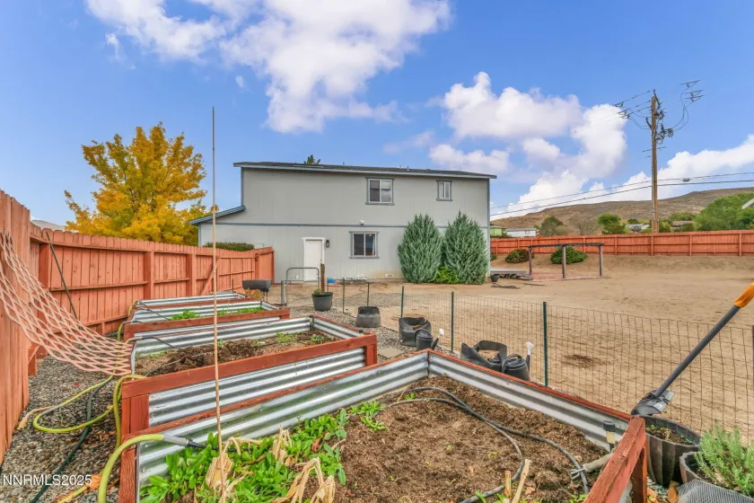 17702 Clear Springs, Reno, Nevada 89508, 3 Bedrooms Bedrooms, ,3 BathroomsBathrooms,Residential,Residential,Clear Springs,250057075