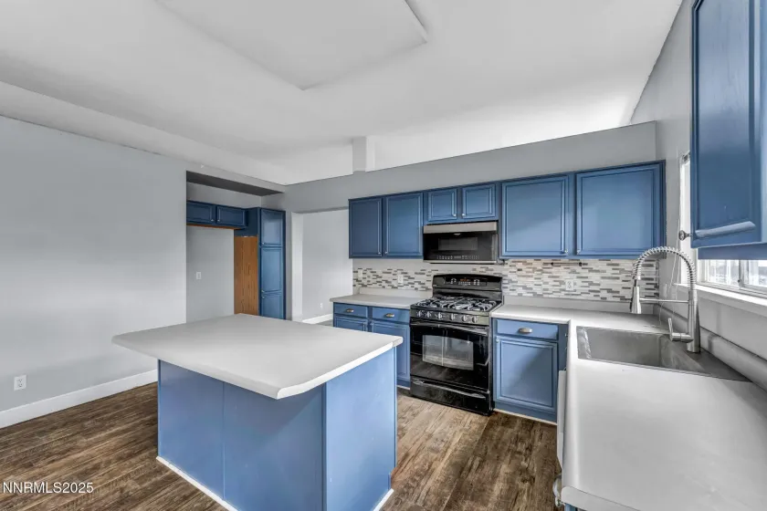 2750 Carriage Crest, Carson City, Nevada 89706, 3 Bedrooms Bedrooms, ,2 BathroomsBathrooms,Residential,Residential,Carriage Crest,250057077