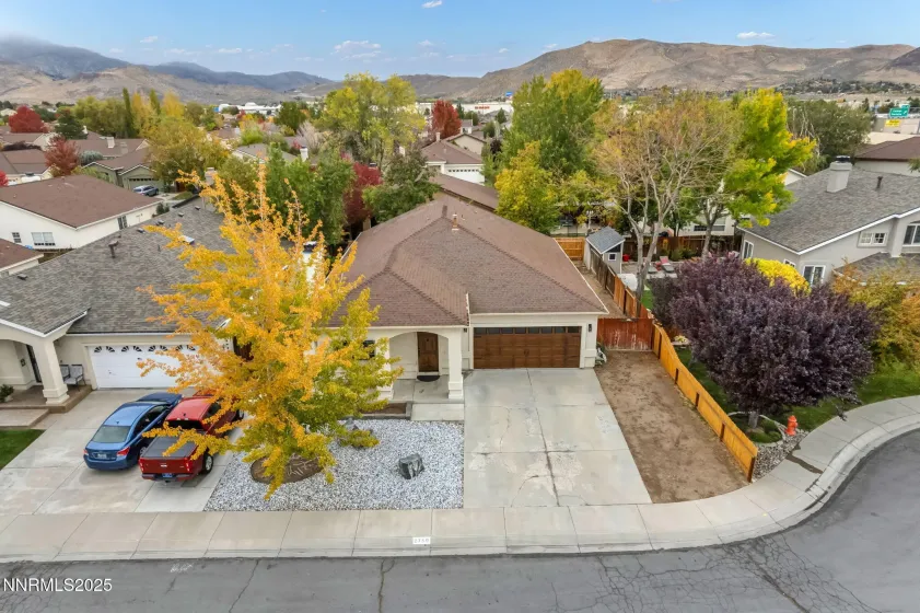 2750 Carriage Crest, Carson City, Nevada 89706, 3 Bedrooms Bedrooms, ,2 BathroomsBathrooms,Residential,Residential,Carriage Crest,250057077
