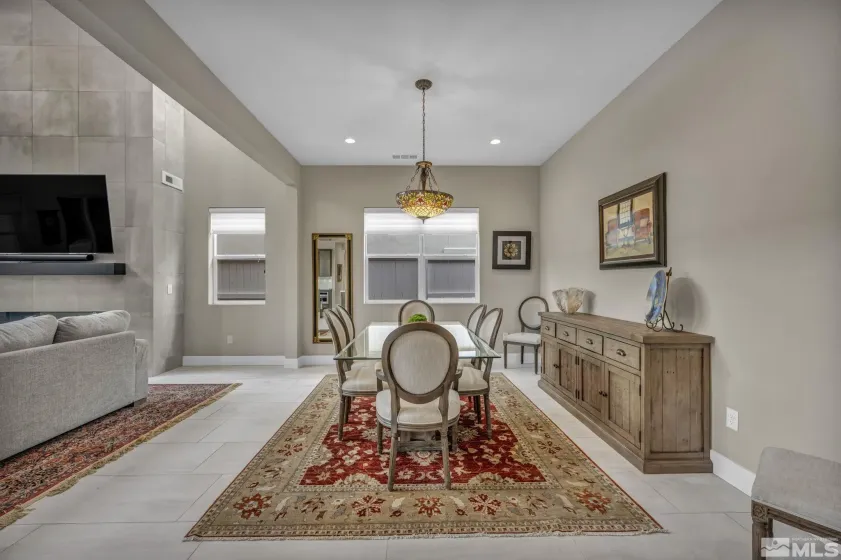 619 Camargue, Reno, Nevada 89511, 4 Bedrooms Bedrooms, ,3 BathroomsBathrooms,Residential Lease,Manufactured,Camargue,250057083