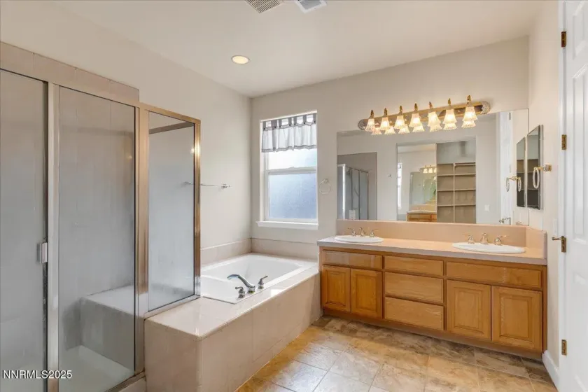 2639 Wildhorse, Minden, Nevada 89423, 4 Bedrooms Bedrooms, ,4 BathroomsBathrooms,Residential,Residential,Wildhorse,250057085