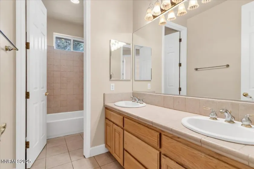 2639 Wildhorse, Minden, Nevada 89423, 4 Bedrooms Bedrooms, ,4 BathroomsBathrooms,Residential,Residential,Wildhorse,250057085