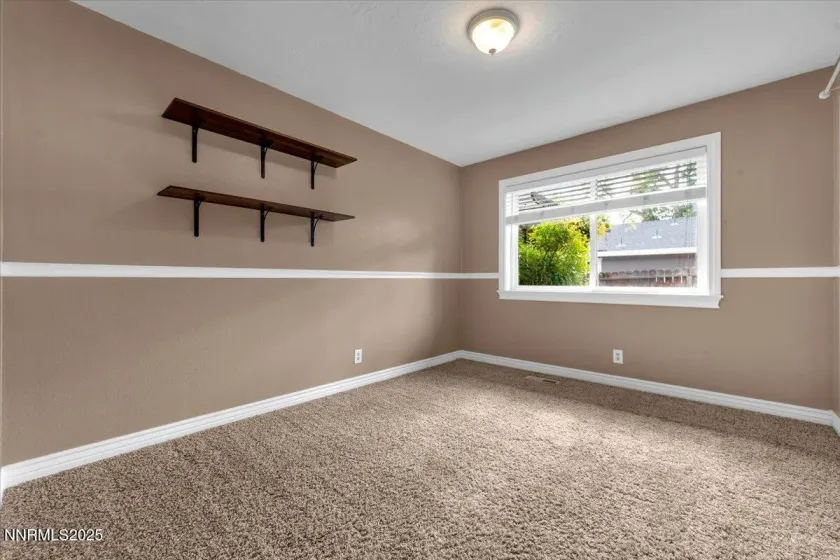 1675 Hensley, Reno, Nevada 89503, 3 Bedrooms Bedrooms, ,2 BathroomsBathrooms,Residential,Residential,Hensley,250057090