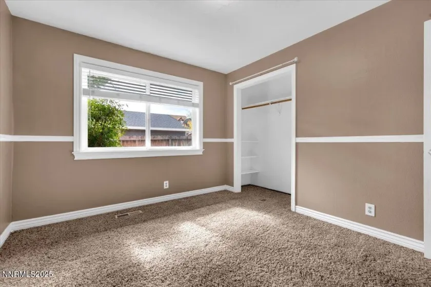 1675 Hensley, Reno, Nevada 89503, 3 Bedrooms Bedrooms, ,2 BathroomsBathrooms,Residential,Residential,Hensley,250057090