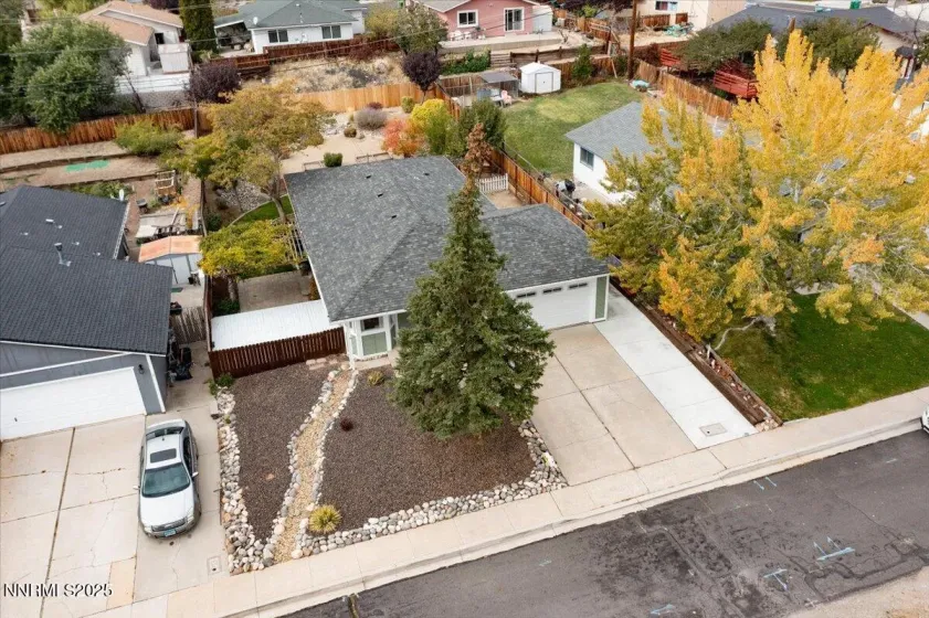 1675 Hensley, Reno, Nevada 89503, 3 Bedrooms Bedrooms, ,2 BathroomsBathrooms,Residential,Residential,Hensley,250057090