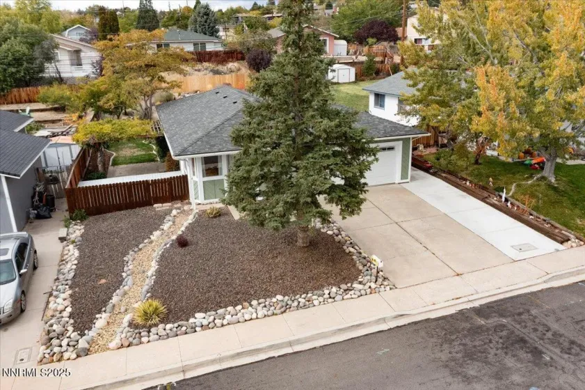 1675 Hensley, Reno, Nevada 89503, 3 Bedrooms Bedrooms, ,2 BathroomsBathrooms,Residential,Residential,Hensley,250057090