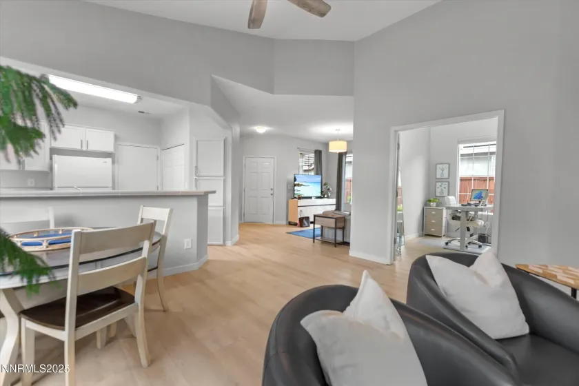 9756 Ripple, Reno, Nevada 89521, 2 Bedrooms Bedrooms, ,2 BathroomsBathrooms,Residential,Residential,Ripple,250057093