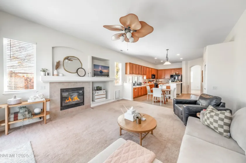 2750 Arrowsmith, Sparks, Nevada 89436, 3 Bedrooms Bedrooms, ,2 BathroomsBathrooms,Residential,Residential,Arrowsmith,250057094