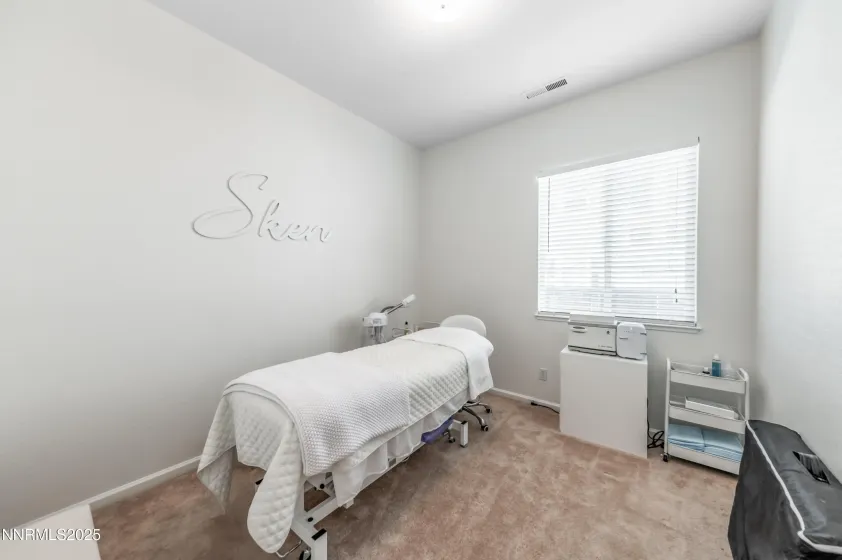 2750 Arrowsmith, Sparks, Nevada 89436, 3 Bedrooms Bedrooms, ,2 BathroomsBathrooms,Residential,Residential,Arrowsmith,250057094