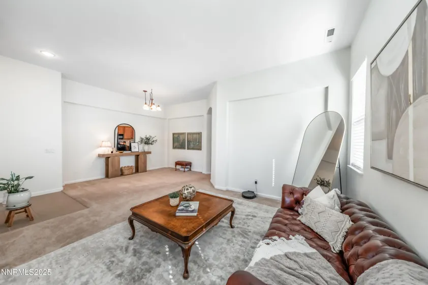2750 Arrowsmith, Sparks, Nevada 89436, 3 Bedrooms Bedrooms, ,2 BathroomsBathrooms,Residential,Residential,Arrowsmith,250057094