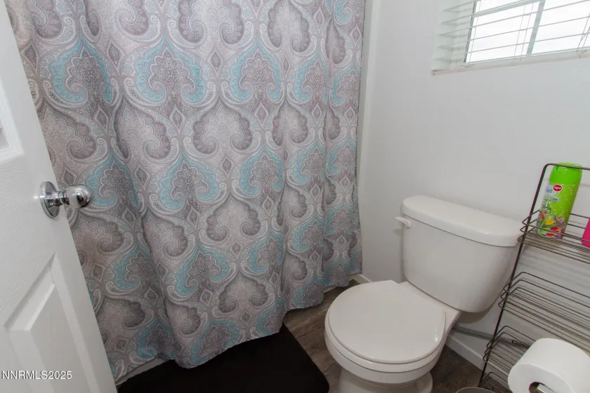 9758 Pelican Pointe, Reno, Nevada 89506, 4 Bedrooms Bedrooms, ,3 BathroomsBathrooms,Residential,Residential,Pelican Pointe,250057098