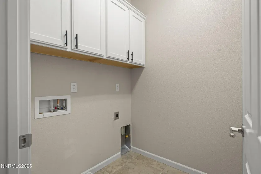 2040 Alamo Square, Reno, Nevada 89509, 3 Bedrooms Bedrooms, ,3 BathroomsBathrooms,Residential,Residential,Alamo Square,250057099
