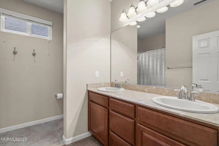 2040 Alamo Square, Reno, Nevada 89509, 3 Bedrooms Bedrooms, ,3 BathroomsBathrooms,Residential,Residential,Alamo Square,250057099