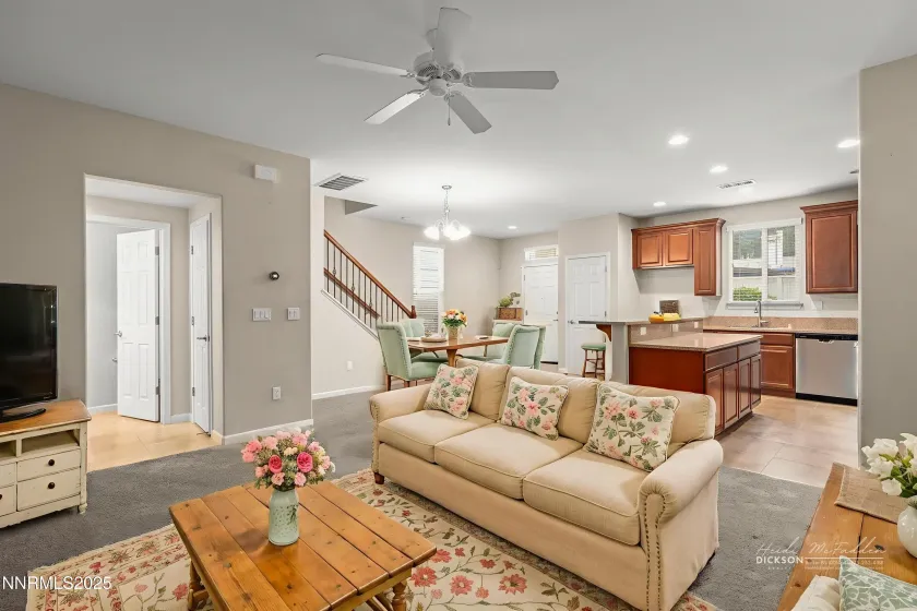 2040 Alamo Square, Reno, Nevada 89509, 3 Bedrooms Bedrooms, ,3 BathroomsBathrooms,Residential,Residential,Alamo Square,250057099