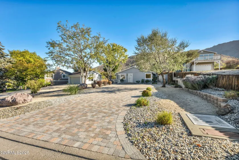 7385 Pembroke, Reno, Nevada 89502, 4 Bedrooms Bedrooms, ,2 BathroomsBathrooms,Residential,Residential,Pembroke,250057100
