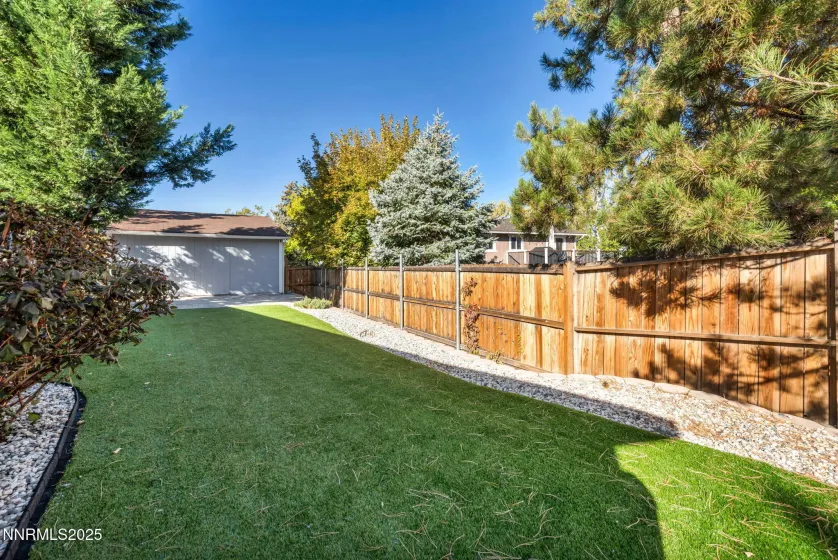 7385 Pembroke, Reno, Nevada 89502, 4 Bedrooms Bedrooms, ,2 BathroomsBathrooms,Residential,Residential,Pembroke,250057100