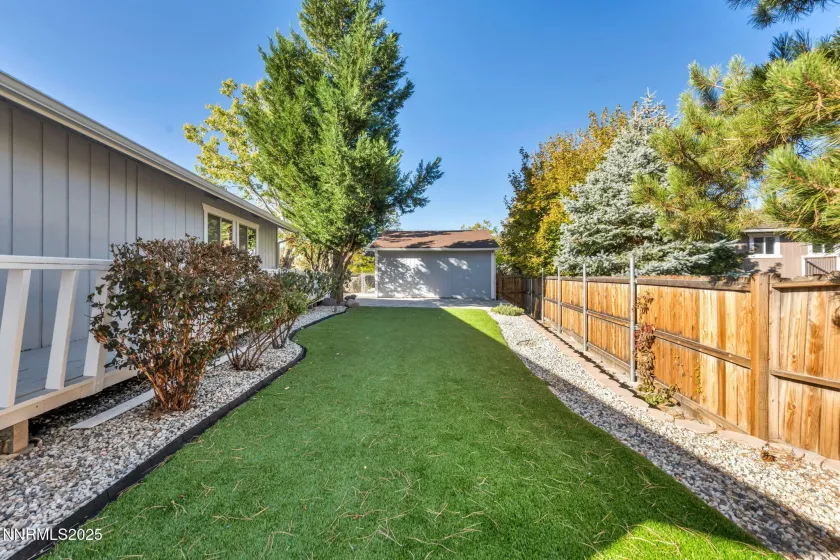 7385 Pembroke, Reno, Nevada 89502, 4 Bedrooms Bedrooms, ,2 BathroomsBathrooms,Residential,Residential,Pembroke,250057100