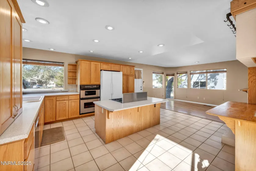 7385 Pembroke, Reno, Nevada 89502, 4 Bedrooms Bedrooms, ,2 BathroomsBathrooms,Residential,Residential,Pembroke,250057100