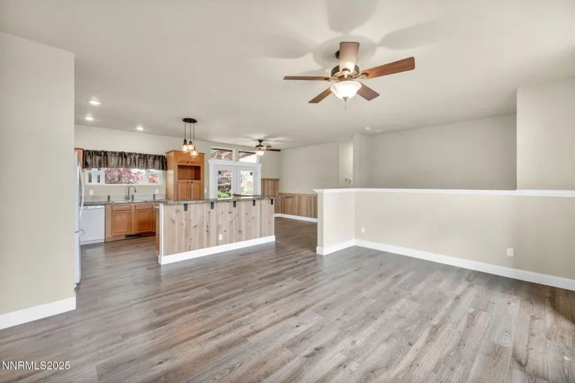 188 Rose Peak, Dayton, Nevada 89403, 3 Bedrooms Bedrooms, ,2 BathroomsBathrooms,Residential,Residential,Rose Peak,250057103