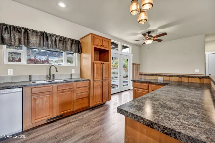 188 Rose Peak, Dayton, Nevada 89403, 3 Bedrooms Bedrooms, ,2 BathroomsBathrooms,Residential,Residential,Rose Peak,250057103