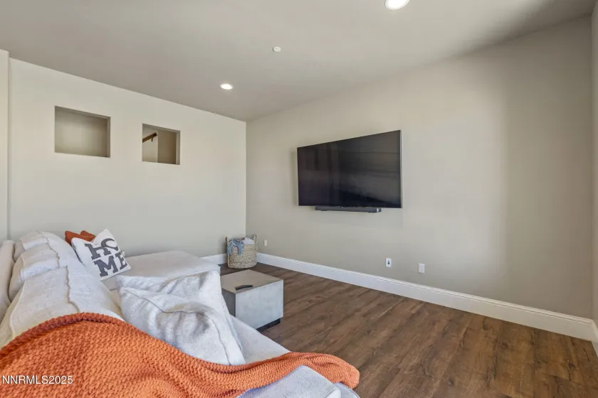 3172 Vista Favoloso, Reno, Nevada 89519, 4 Bedrooms Bedrooms, ,5 BathroomsBathrooms,Residential,Residential,Vista Favoloso,250057105