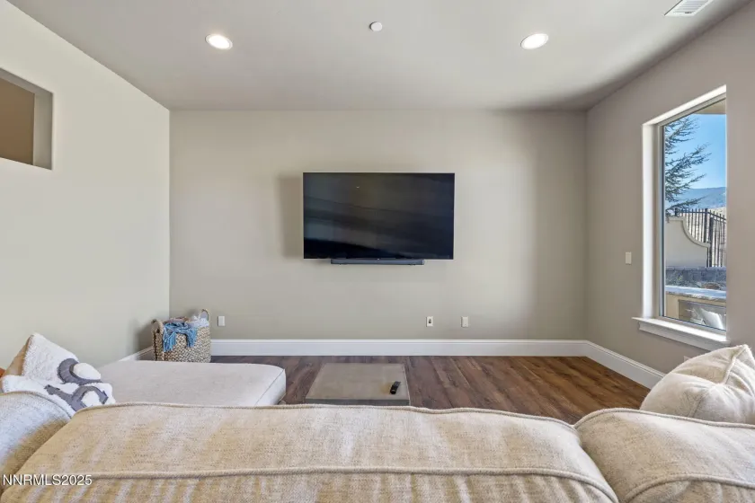 3172 Vista Favoloso, Reno, Nevada 89519, 4 Bedrooms Bedrooms, ,5 BathroomsBathrooms,Residential,Residential,Vista Favoloso,250057105