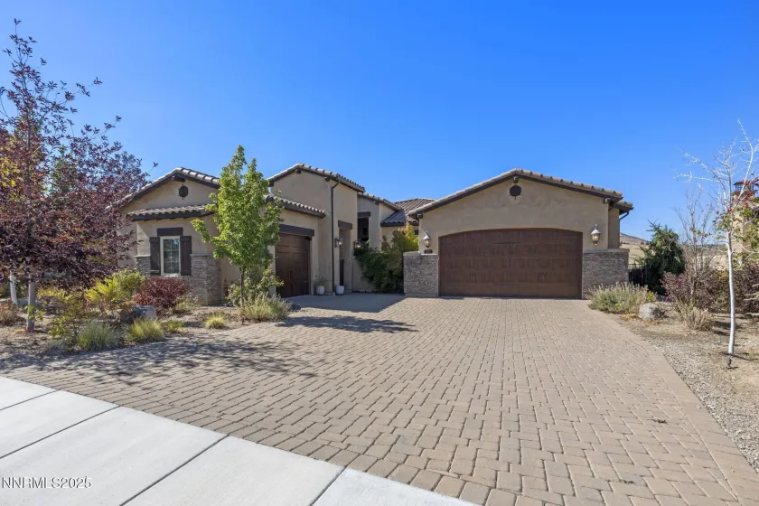 3172 Vista Favoloso, Reno, Nevada 89519, 4 Bedrooms Bedrooms, ,5 BathroomsBathrooms,Residential,Residential,Vista Favoloso,250057105