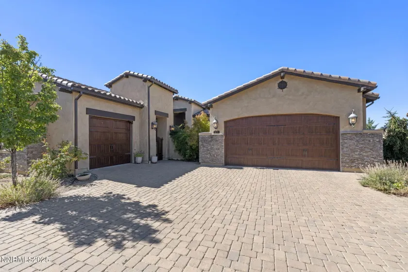 3172 Vista Favoloso, Reno, Nevada 89519, 4 Bedrooms Bedrooms, ,5 BathroomsBathrooms,Residential,Residential,Vista Favoloso,250057105