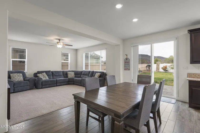 9720 Quartette, Reno, Nevada 89521, 4 Bedrooms Bedrooms, ,3 BathroomsBathrooms,Residential,Residential,Quartette,250057106