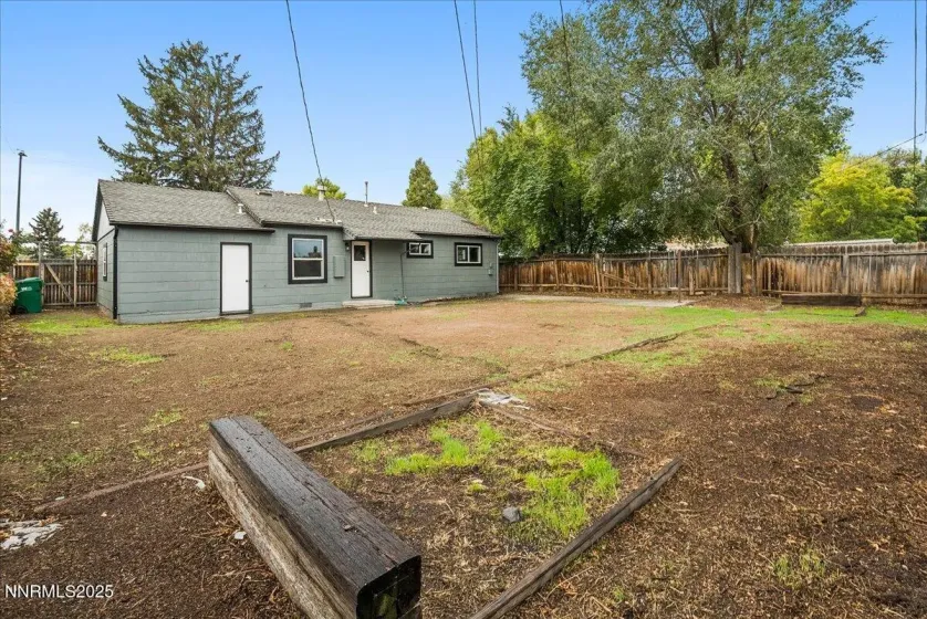 300 I, Sparks, Nevada 89431, 2 Bedrooms Bedrooms, ,1 BathroomBathrooms,Residential,Residential,I,250057112