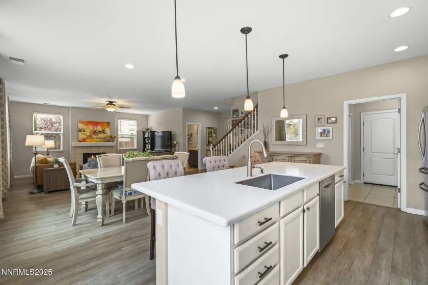 3723 Ancestor, Sparks, Nevada 89436, 4 Bedrooms Bedrooms, ,3 BathroomsBathrooms,Residential,Residential,Ancestor,250057113