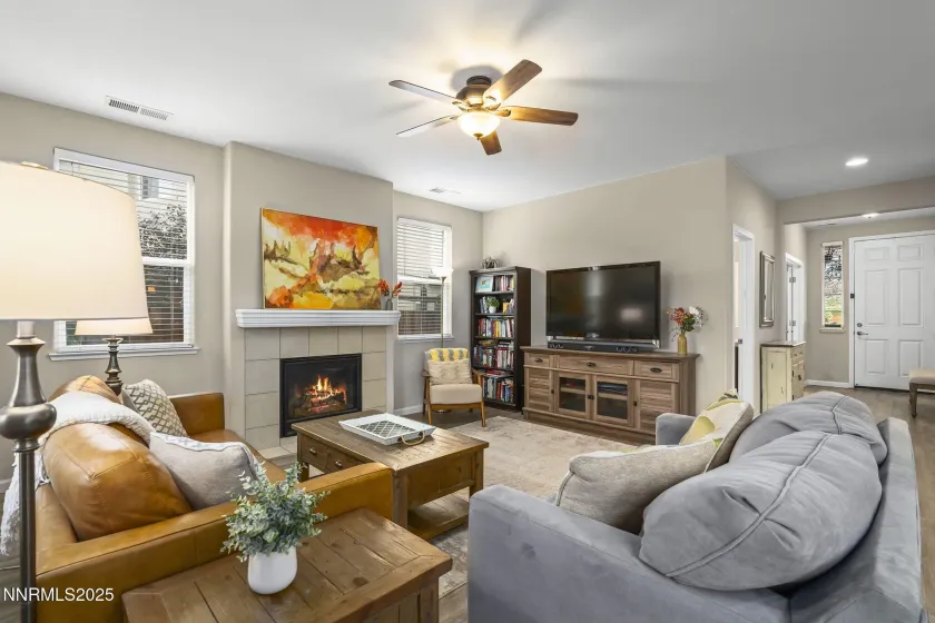 3723 Ancestor, Sparks, Nevada 89436, 4 Bedrooms Bedrooms, ,3 BathroomsBathrooms,Residential,Residential,Ancestor,250057113